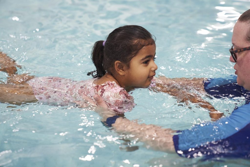 choosing soft, breathable fabrics for children's swimmin